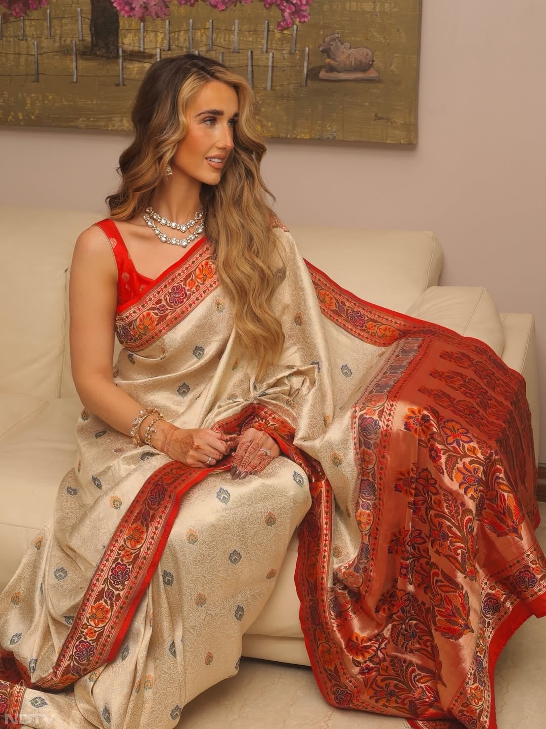 शिखर के लिए सोफी आयशा मुखर्जी से तलाक के बाद बहुत बड़ा सहारा रही हैं. sophieshine93/Instagram