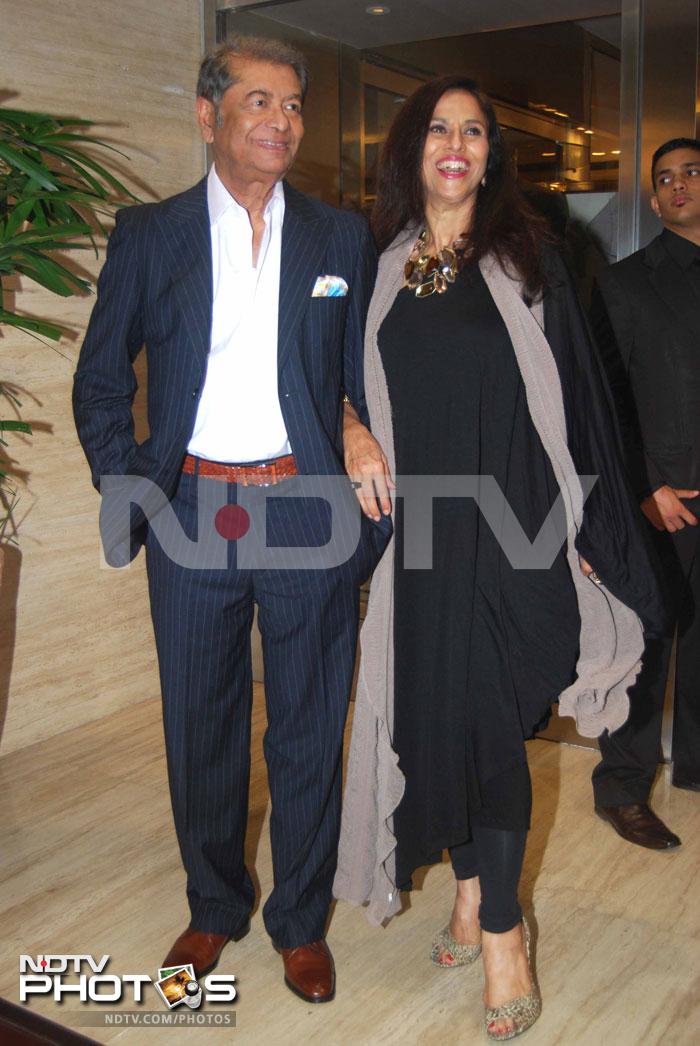 Shobhaa De with her husband Dilip De. <Br><Br>Coming up: Veena Malik launches Swayamvar - Season 4