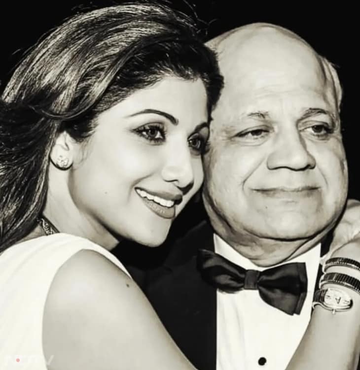 शिल्पा के पिता का निधन अक्टूबर 2016 में दिल का दौरा पड़ने से हो गया था. theshilpashetty/instagram