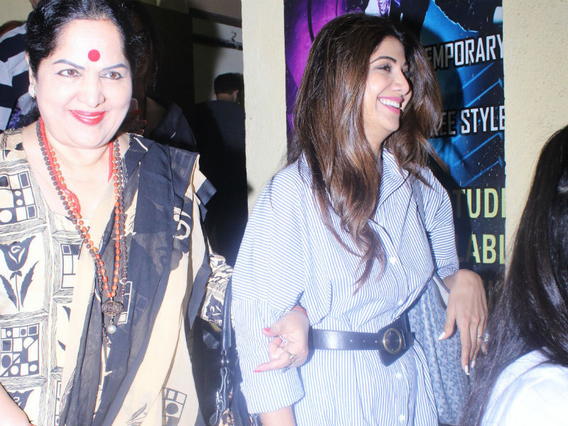 Shilpa Shetty, Maanyata Dutt's Day Out With Family