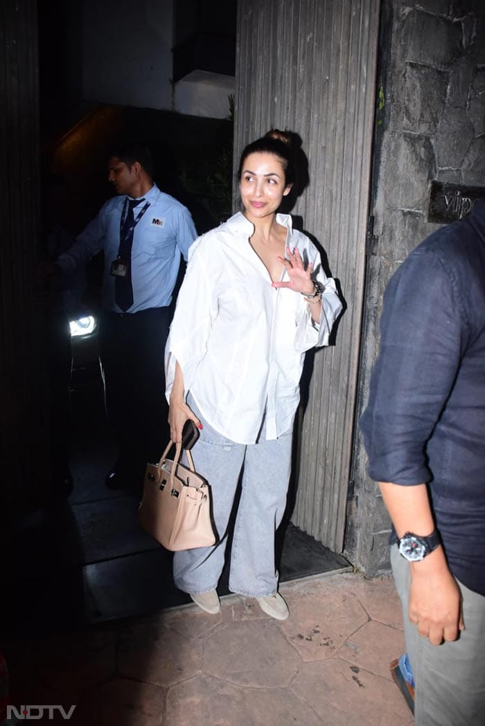 Shirt Style Supremacy As Seen On Malaika, Mini Mathur And Chunky Panday