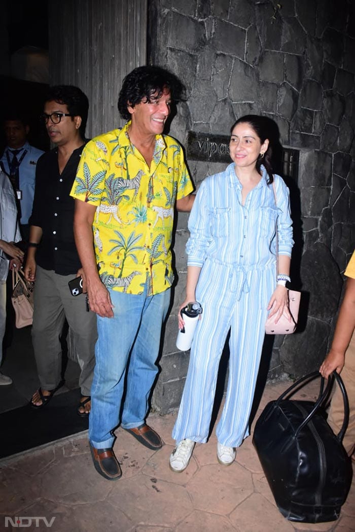 Shirt Style Supremacy As Seen On Malaika, Mini Mathur And Chunky Panday