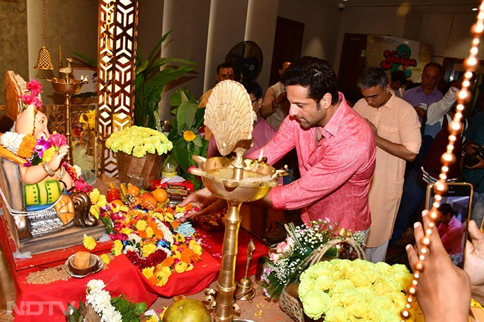 Fardeen Khan pictured during the festivities.  (Image courtesy: Varinder Chawla)