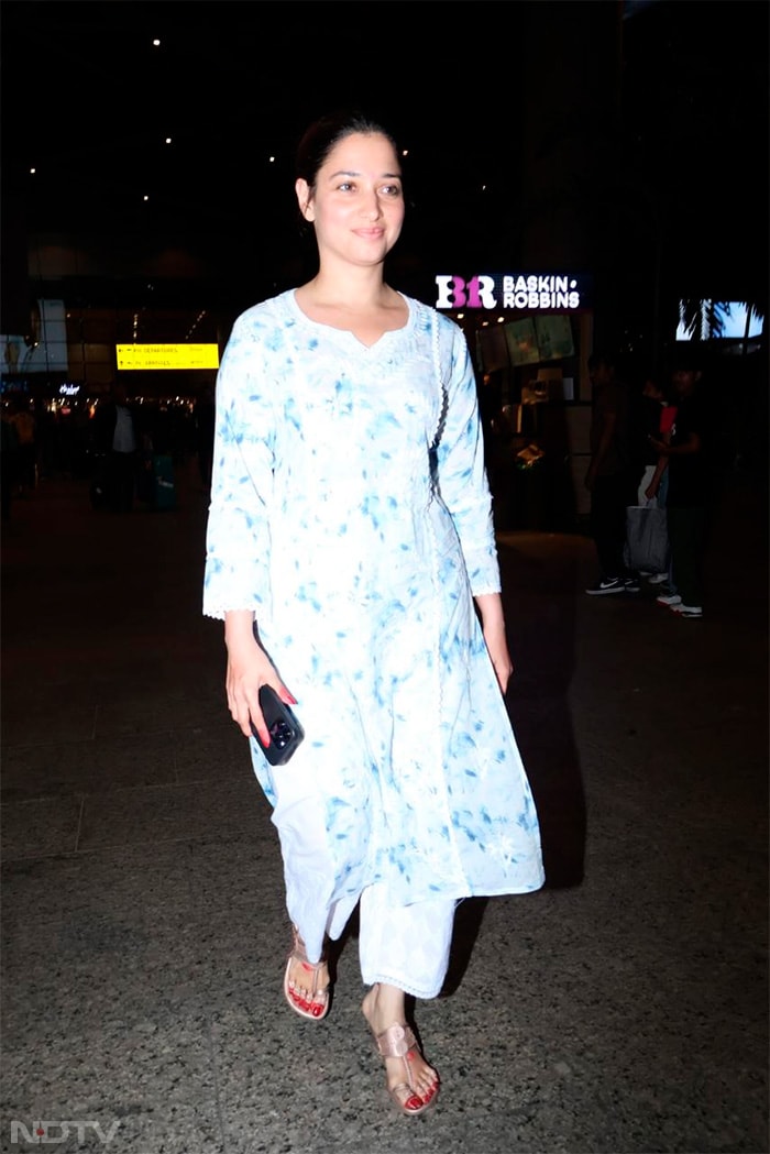 Shraddha Kapoor And Tamannaah\'s Airport Style Be Like