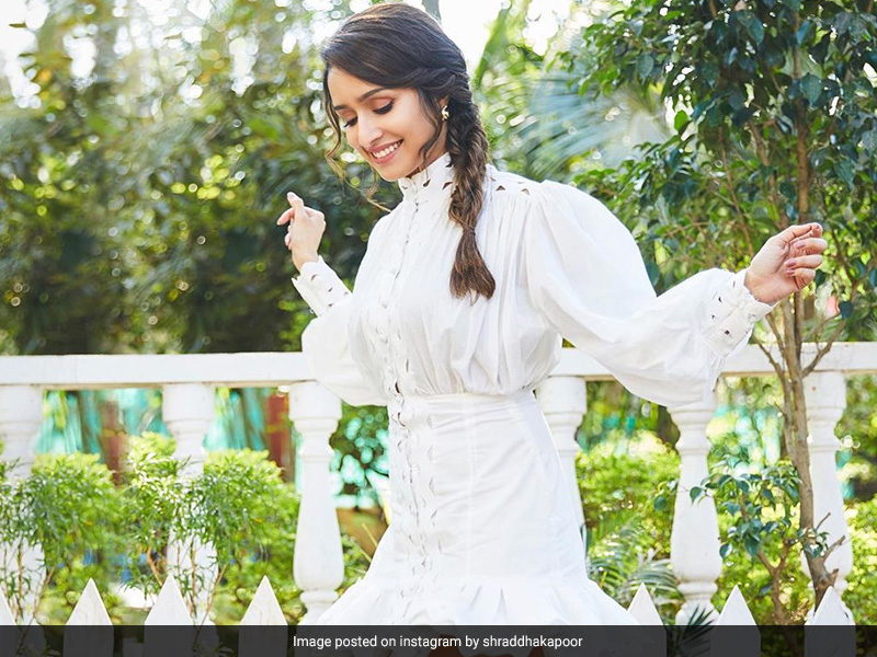 33 साल की हुईं श्रद्धा कपूर, जानें कैसा रहा उनका अब तक का सफर