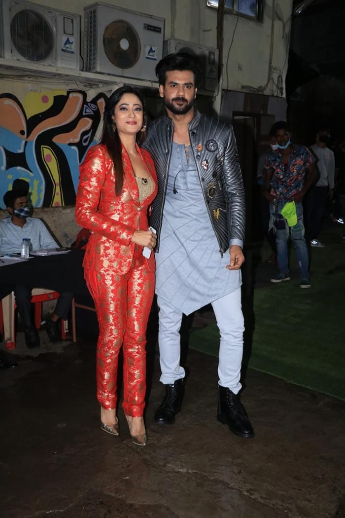 Shweta Tiwari posed with Vishal Aditya Singh.