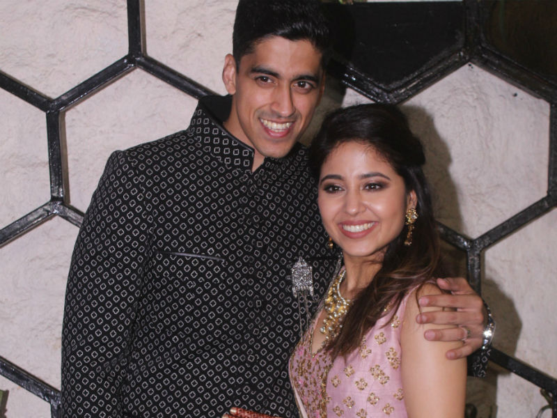 Inside Shweta Tripathi's Fun And Frolic Pre-Wedding Bash Inside Shweta Tripathi's Fun And Frolic Pre-Wedding Bash