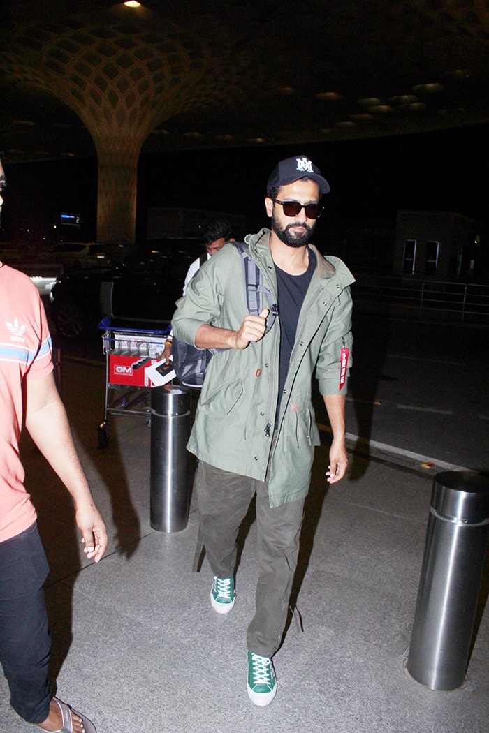 Sky Full Of Stars: Ranbir-Vicky Kaushal, Kriti-Sanya Spotted