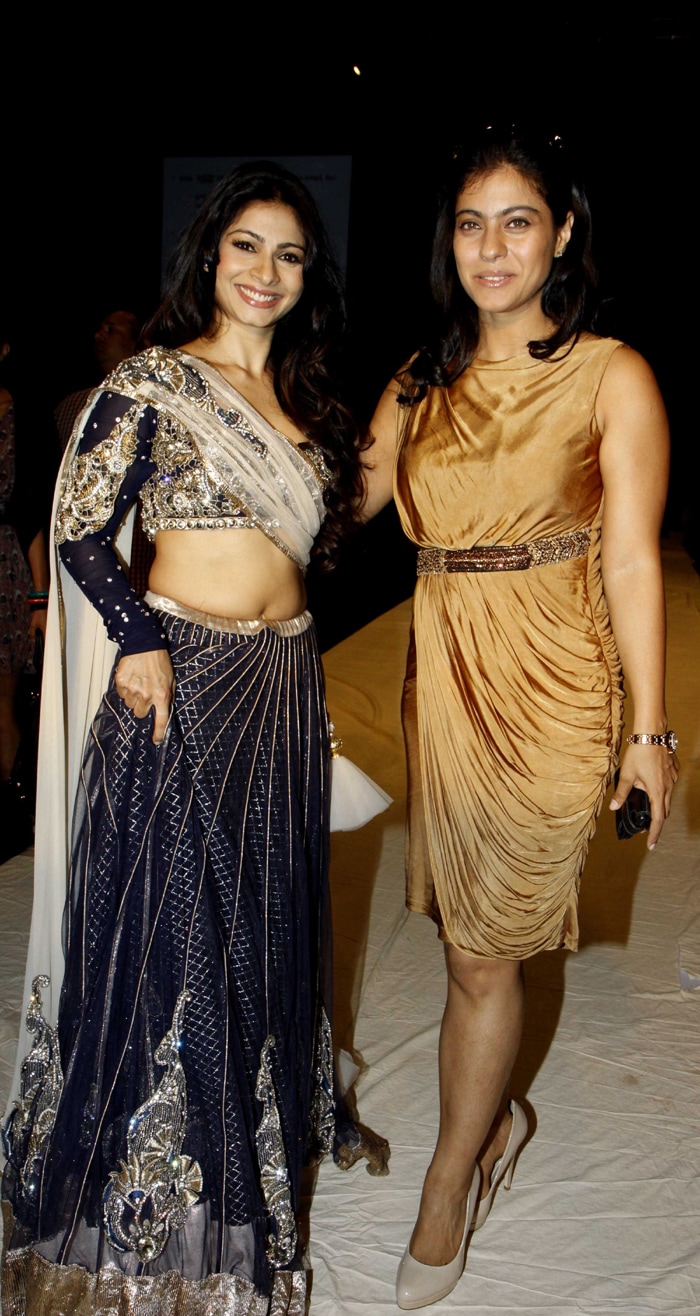 Kajol, Tanisha at Lakme Fashion Week