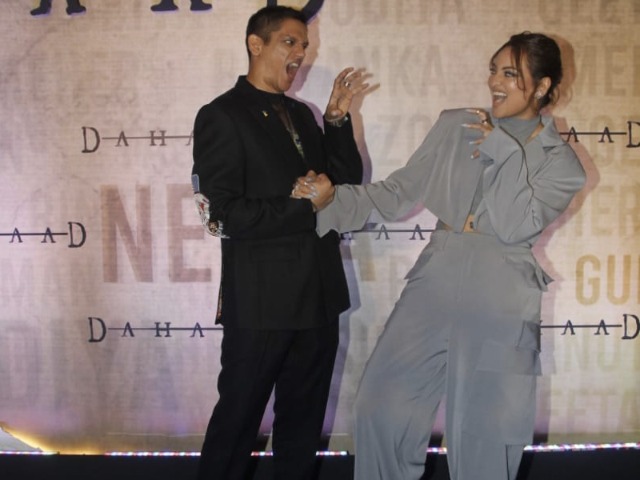 Sonakshi Sinha And Vijay Varma Host Friends At <i>Dahaad</i> Screening