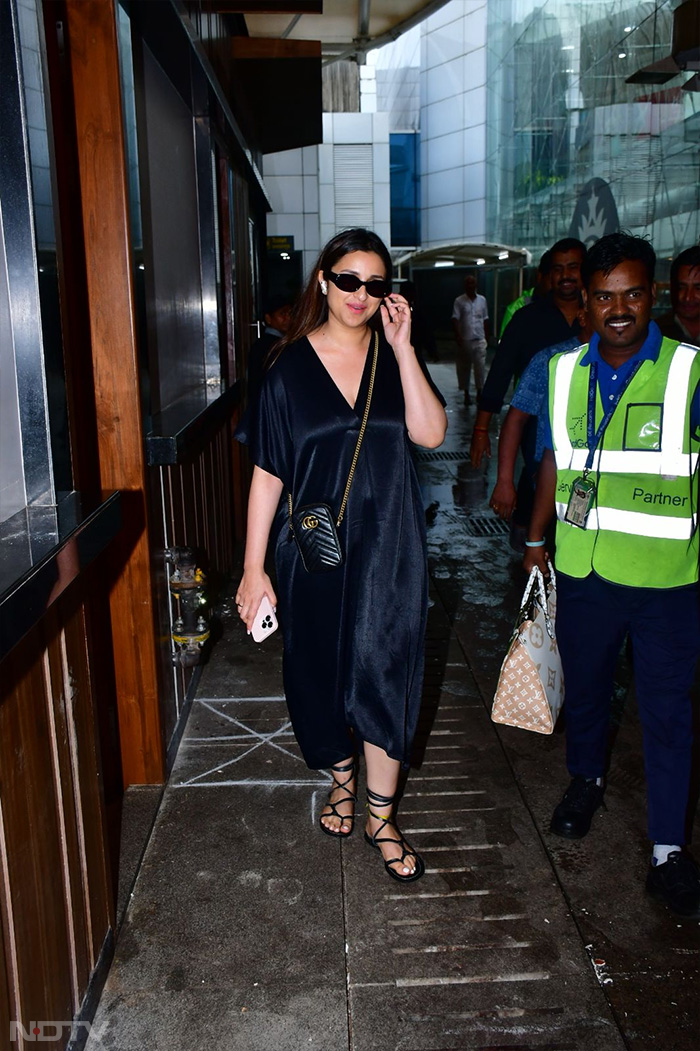 Matching sunglasses completed Parineeti's look. (Image courtesy: Varinder Chawla)