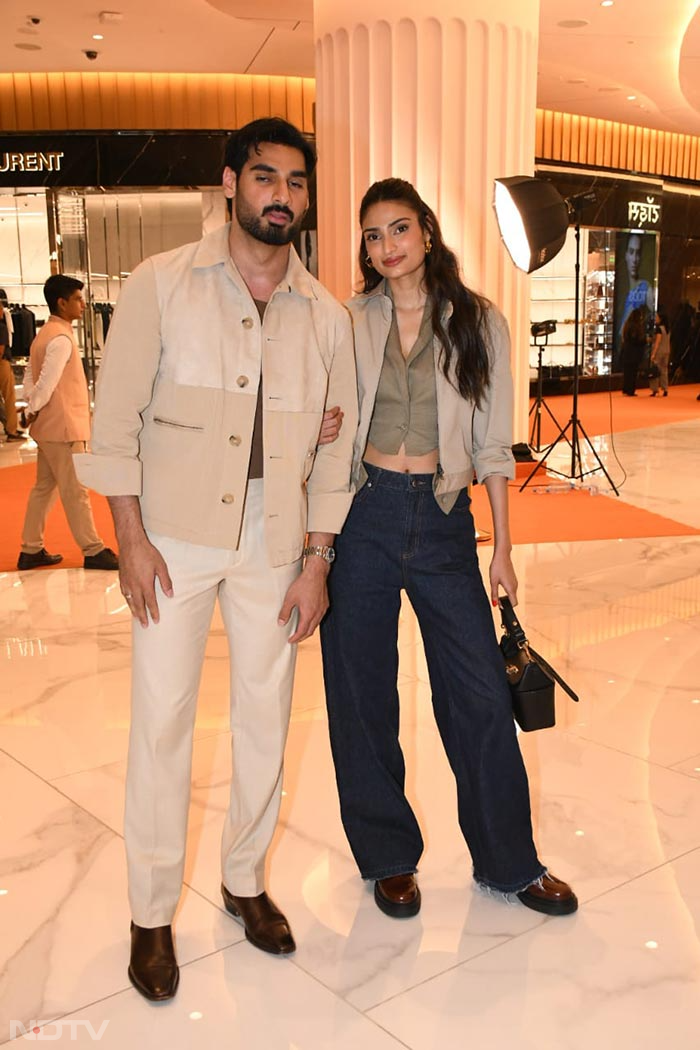 Sonam Kapoor And Aditi Rao Hydari Lead The Fashion Brigade At An Event