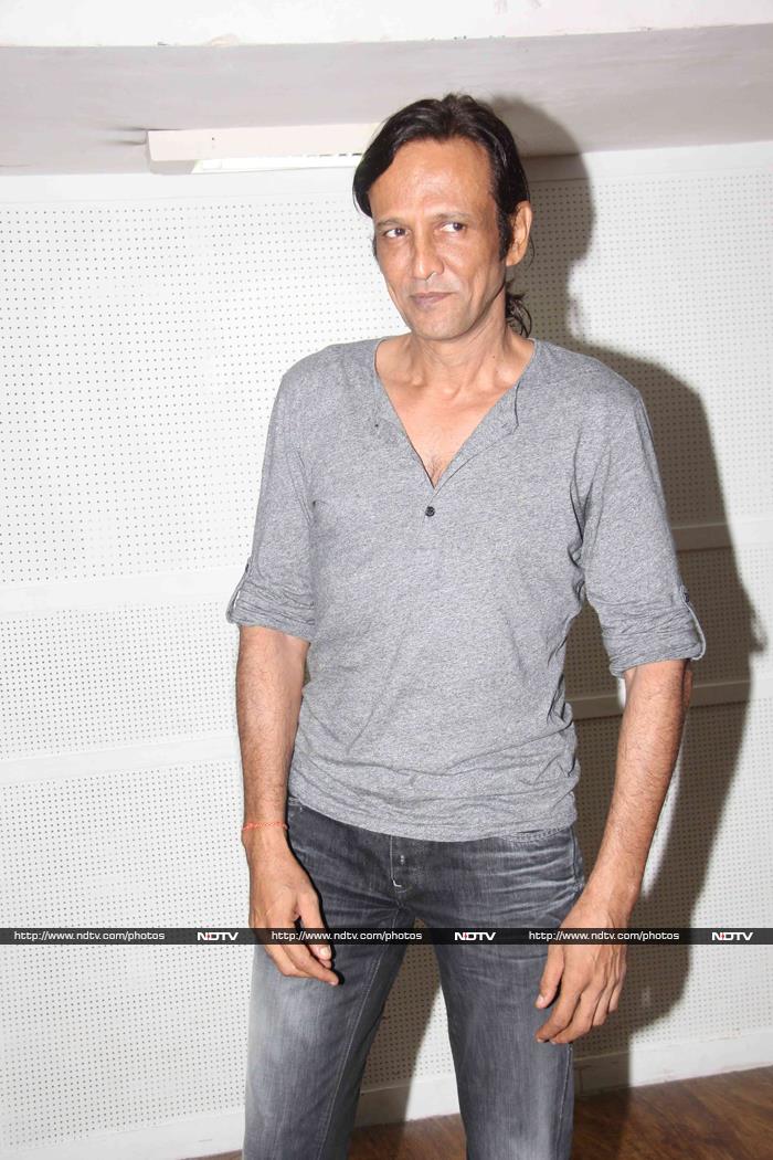 Meanwhile, Bollywood actor Kay Kay Menon attended a promotional event for his upcoming movie <I>3 Dev</i>.