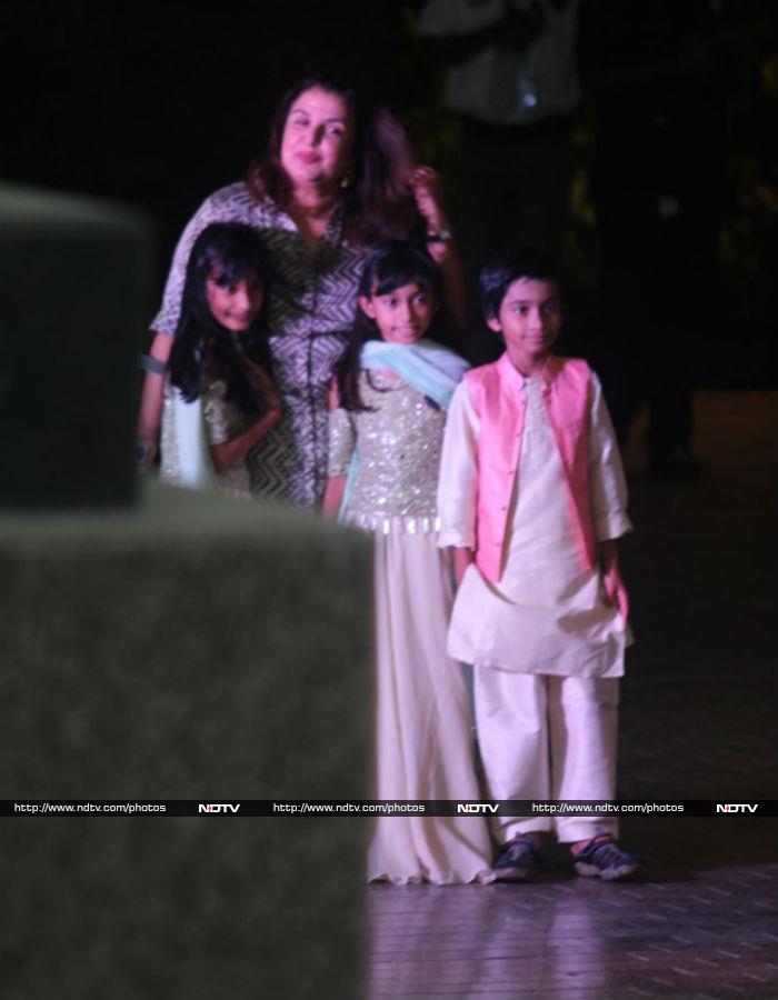 Farah Khan arrived with her kids.