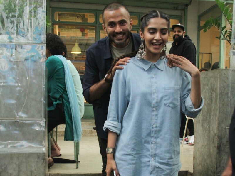 Photo : Sonam And Anand, There's Magic In Your Smiles