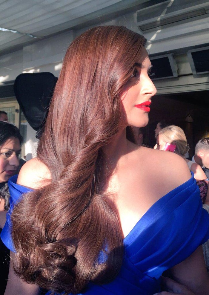 Cannes 2015: Sonam Kapoor Stunning Shades of Blue