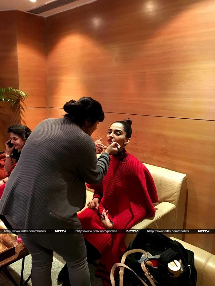 A slight touch-up for Sonam.  <br><br>Photo courtesy: Chayan Rastogi