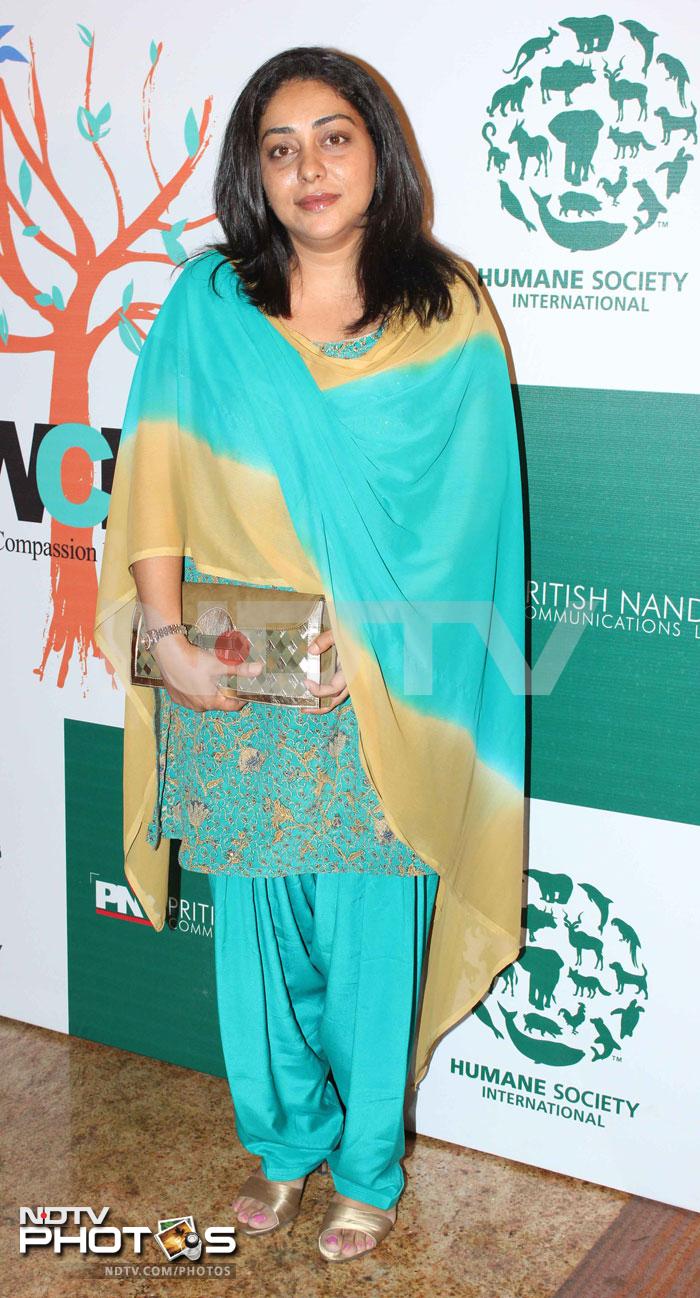 Lyricist Gulzar's daughter and director Meghna Gulzar made a rare appearance at the event.