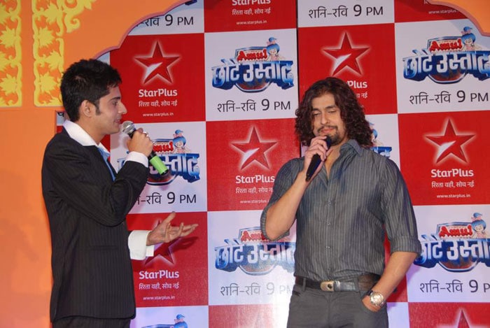 Sonu Nigam at the reality show Chhote Ustaad 2.