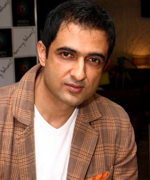 <B>Sorry Sanjay</b>: Sanjay Suri plays Chitrangada's fiancee Harshvarshan in <I>Sorry Bhai</i>.