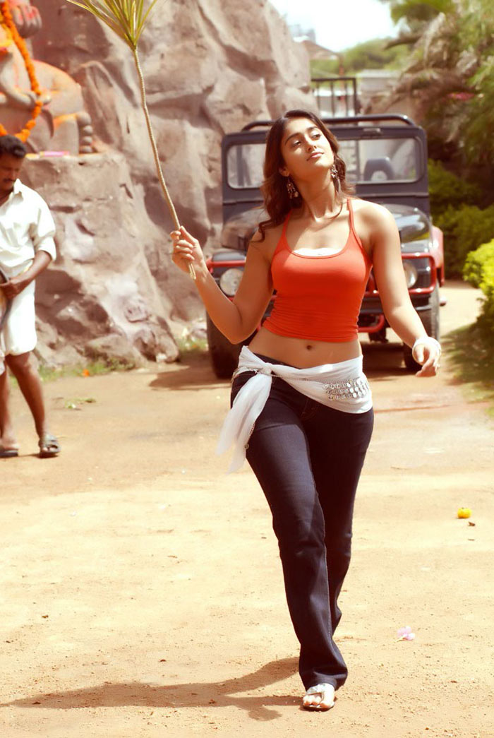 She has also taken the item number route with ?Ileana Ileana' in Kannada film <i>Huduga Hudugi</i>.