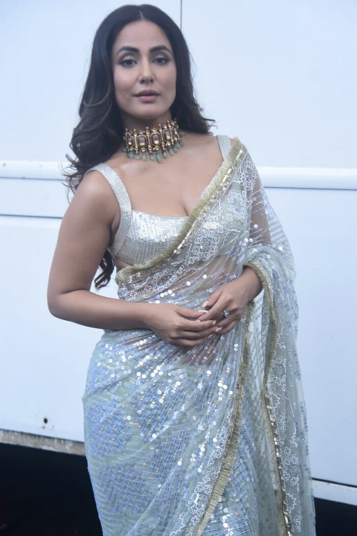 Hina Khan looked stunning in a <i>saree</i>. She was spotted on the sets of <i>Bigg Boss OTT</i>.