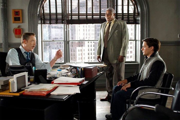 Tobey Maguire as Peter Parker and J.K. Simmons as Jameson in Columbia Pictures' <i>Spider Man 2</i> (2004). (Photo: Courtesy Columbia Pictures)