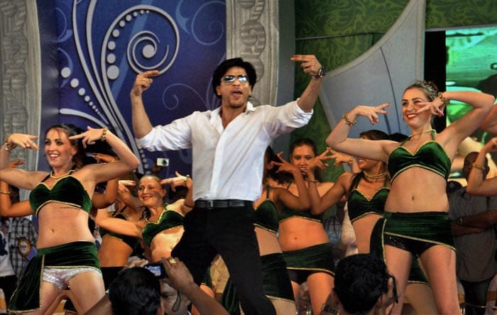 SRK enthralls fans in Kerala