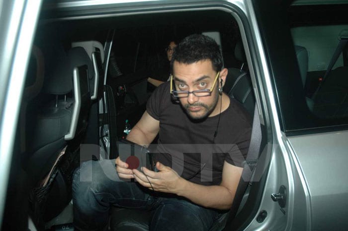 Spotted: Aamir with his new gadget