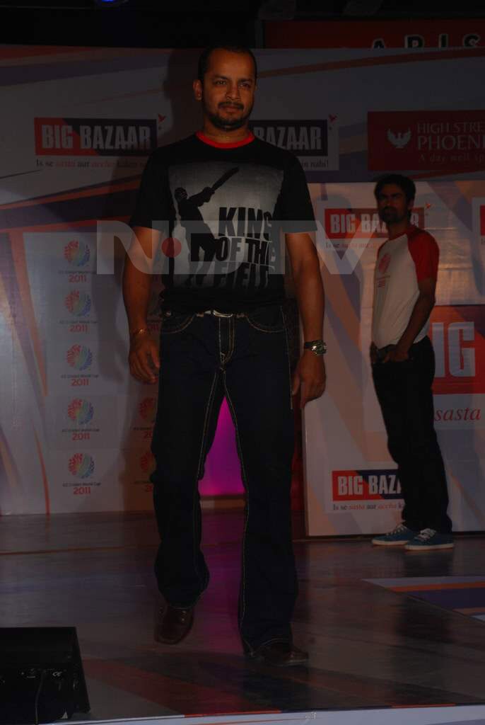 Murali Kartik walks the ramp.