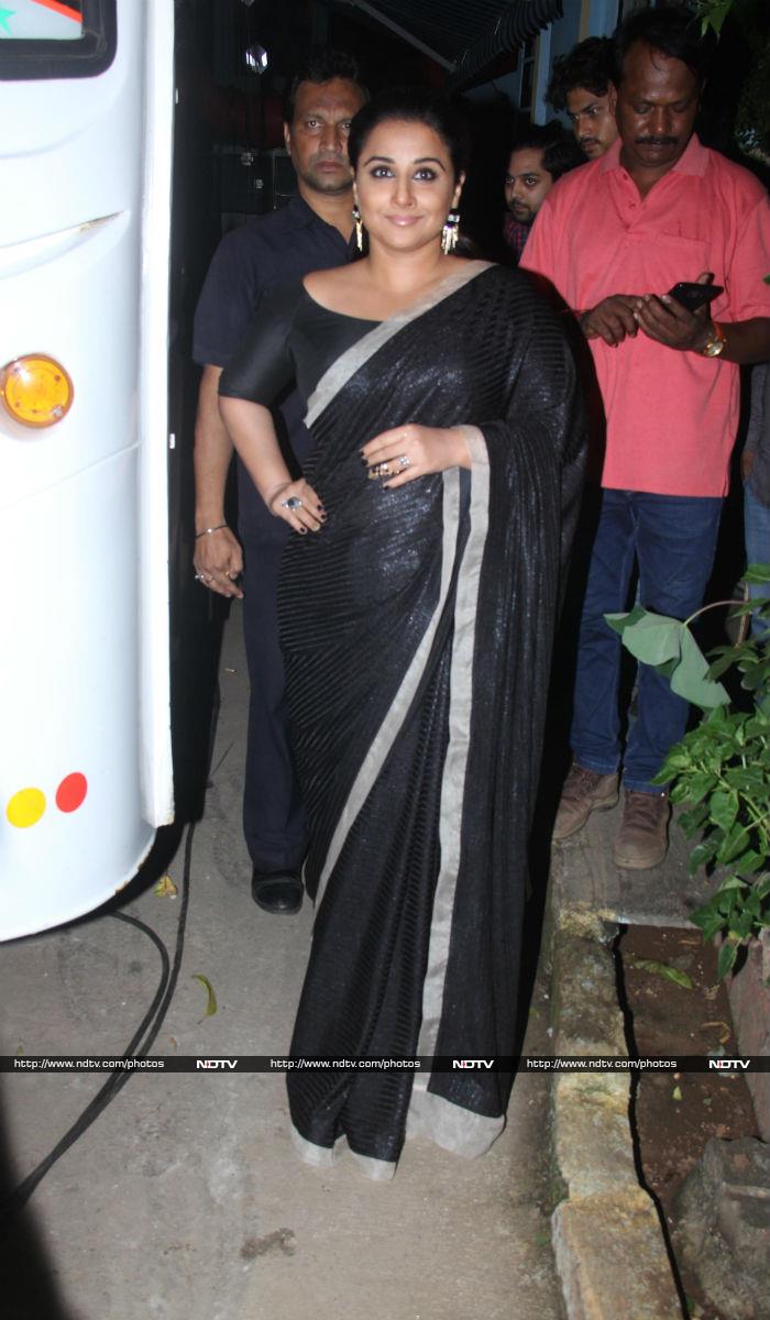 We love Vidya Balan's black and grey <i>saree</I>. What about you?