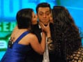 Photo : Spotted: Rani, Vidya kissing Salman