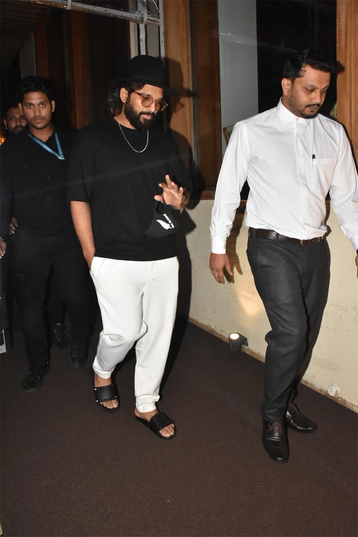 Spotted In Mumbai: Nayanthara And Allu Arjun