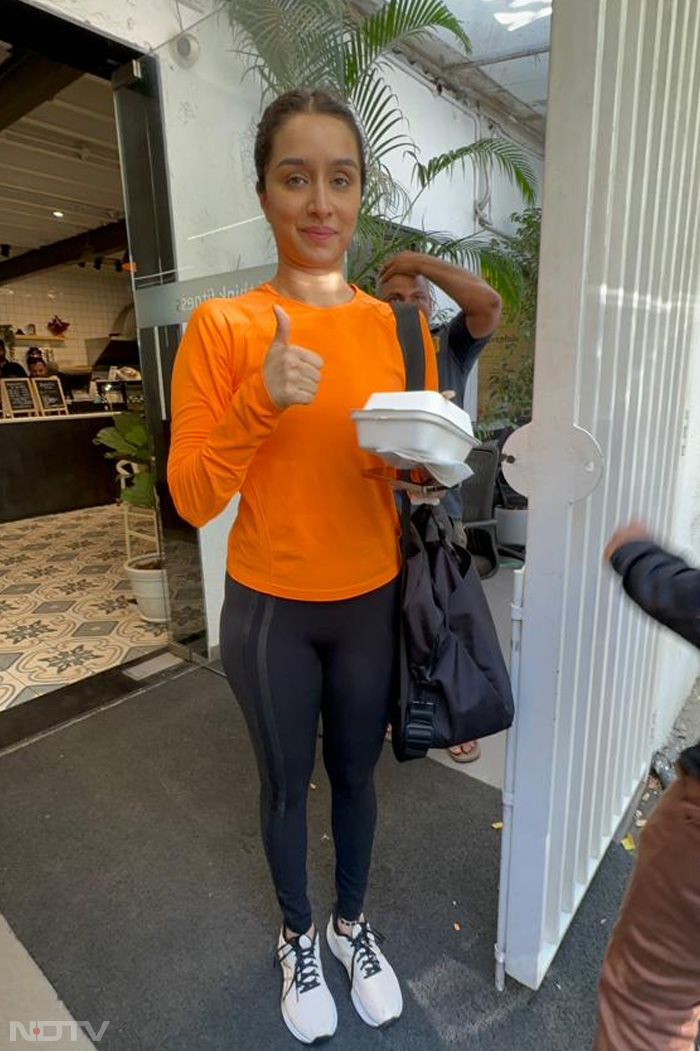 Shraddha Kapoor was clicked in the city.  (Image courtesy: Varinder Chawla)