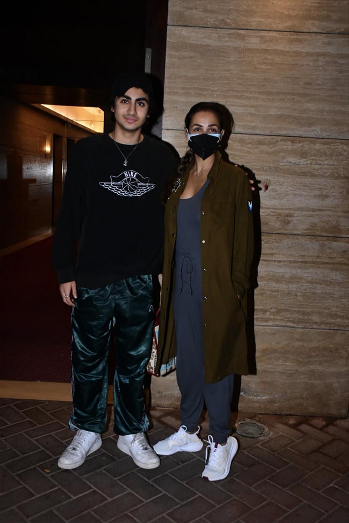 Later, Malaika Arora was spotted with Arhaan at her home in Bandra. (Pic courtesy: Varinder Chawla)