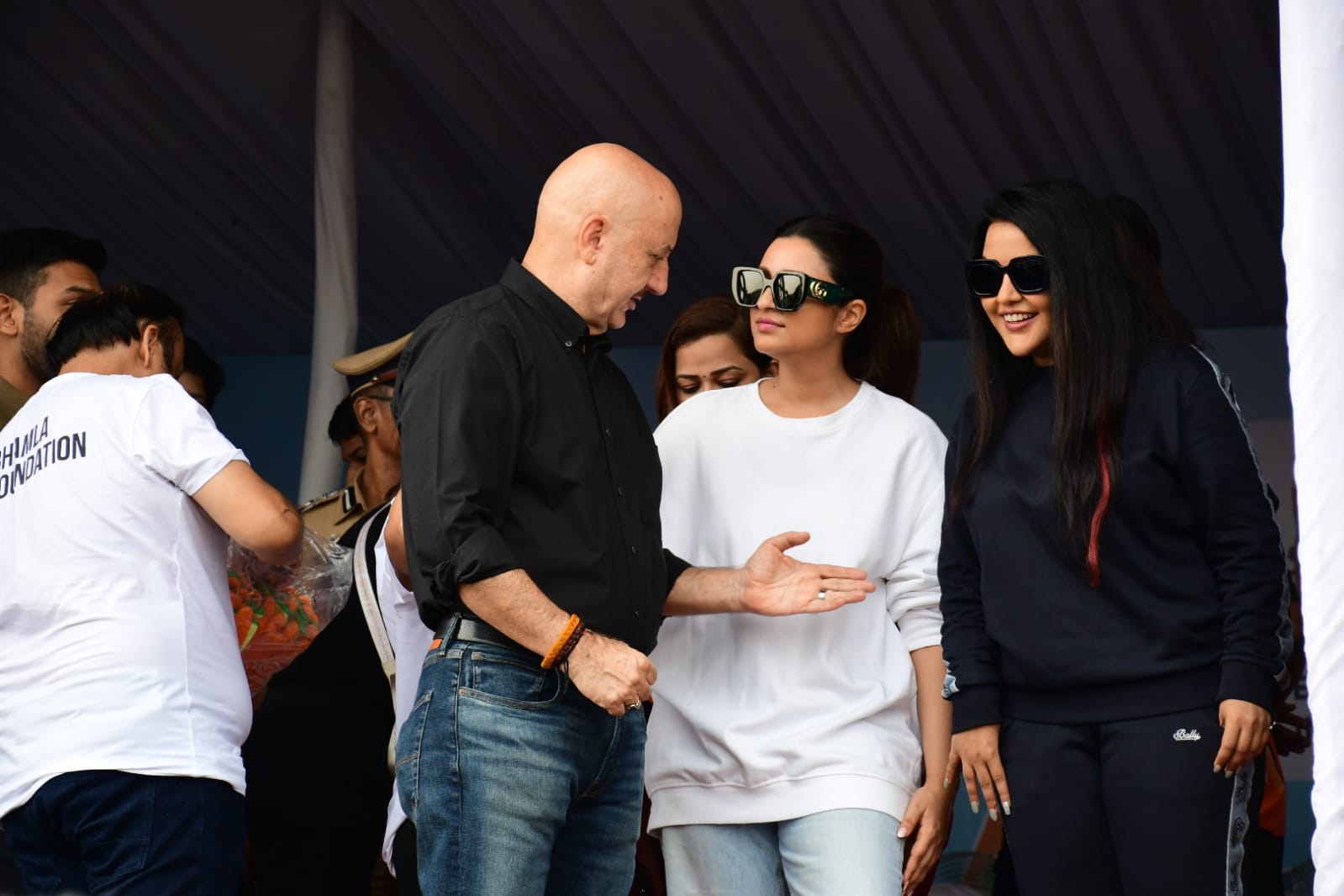 Anupam Kher was clicked with Parineeti Chopra at the Juhu beach.