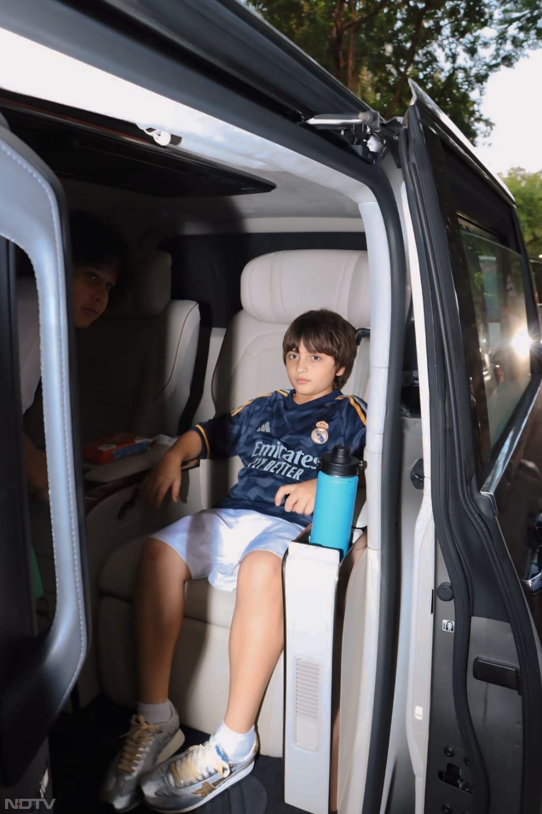 Shah Rukh Khan's son AbRam Khan was dressed in his casual best. (Image Courtesy: Varinder Chawla)