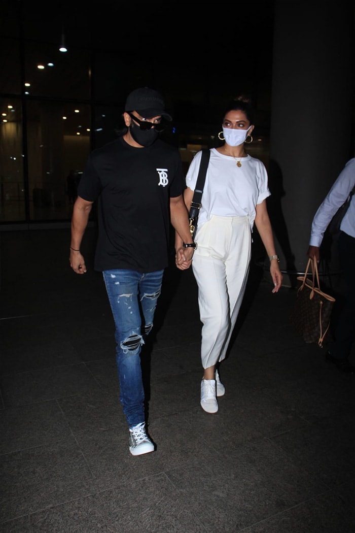 Deepika Padukone and Ranveer Singh were seen walking hand-in-hand.