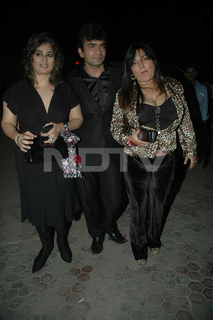 Raja Chaudhary, Dolly Bindra at Film\'s Today Bash