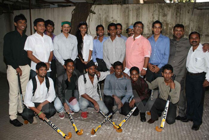 Deepal is the lady among the boys. Here, posing with the team.