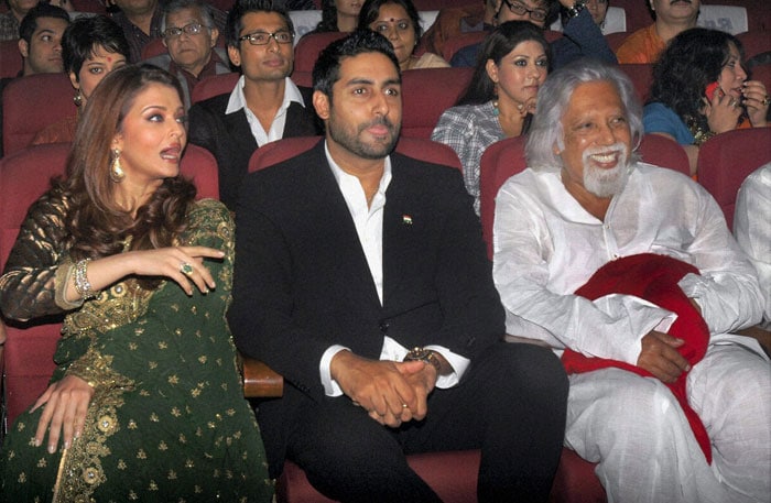 Aishwarya and Abhishek were caught on candid camera!