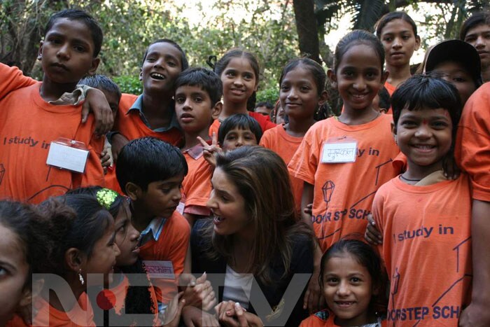 Raageshwari was spotted at the Shaila Welfare Trust program mingling with the children.