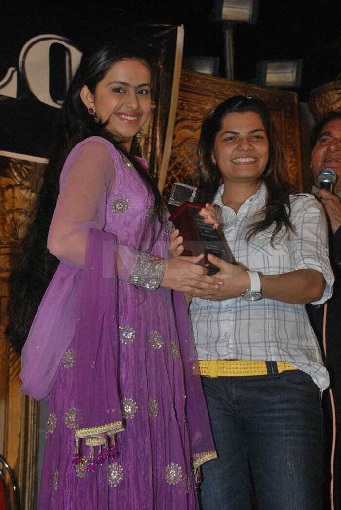 <i>Balika Vadhu</i> Avika Gor was present at the Hum Log Awards.