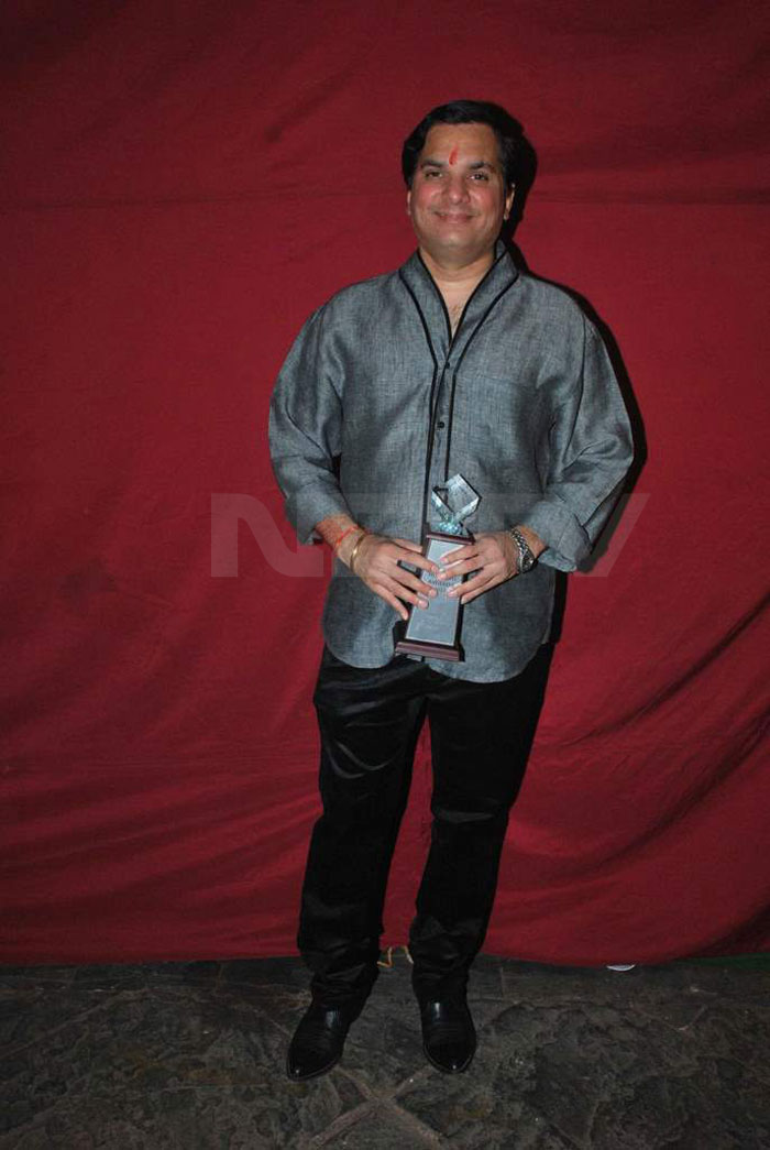 Lalit Pandit from the Jatin-Lalit duo was also present at the awards.