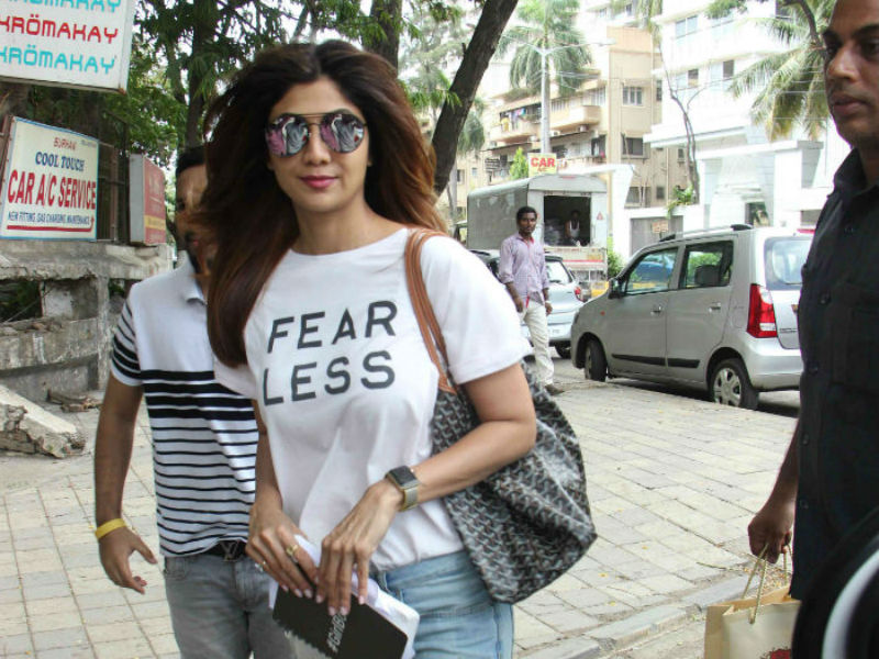 क्या आपको पता है आजकल कहां बिजी हैं शि‍ल्पा शेट्टी, हम बताते हैं...