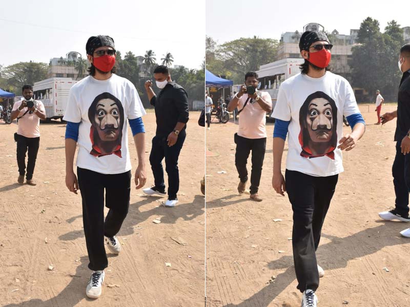 Photo : This Star Is A Money Heist Fan. Guess Who
