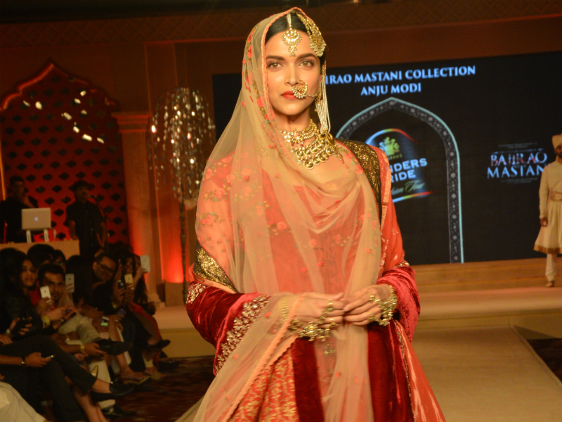 <I>Deewani</i> Deepika, <I>Shaandaar</i> Alia's Saturday Saga