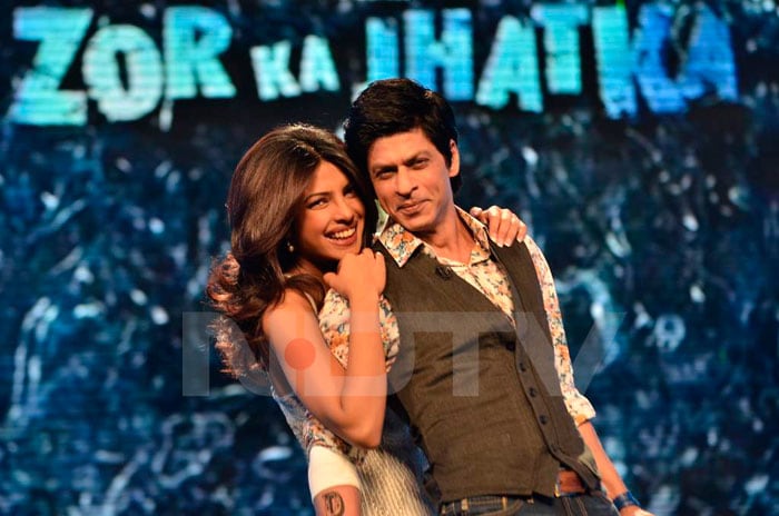 Spotted: SRK, Priyanka