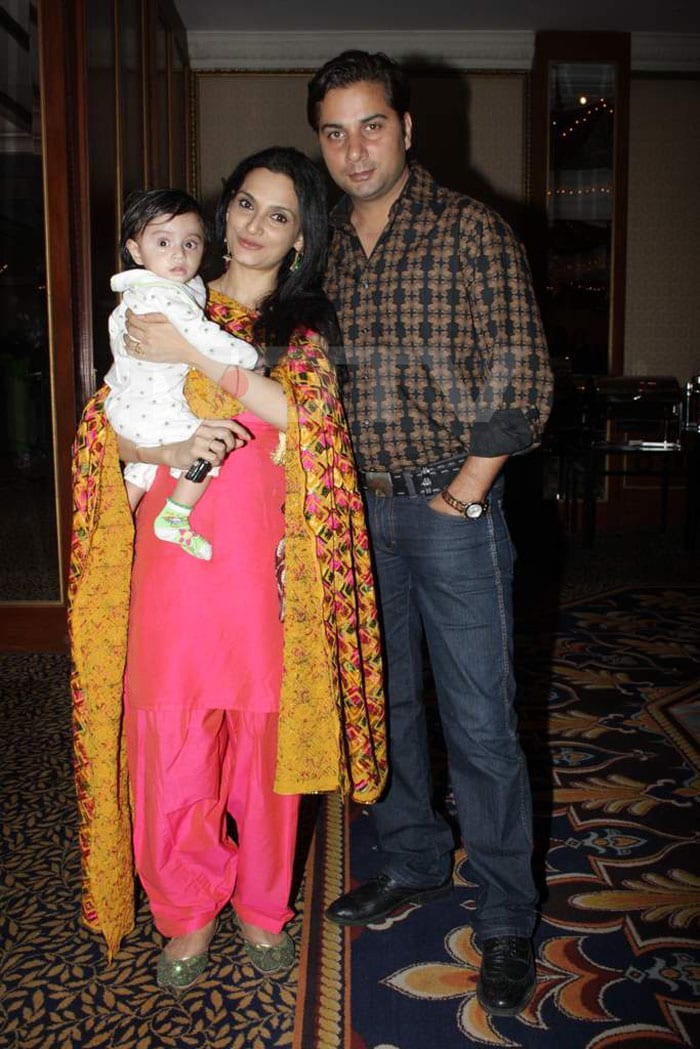 TV Actor Varun Badola and his wife Rajeshwari came with their baby to attend the festivities.