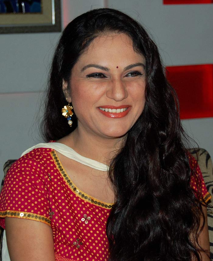 Gracy Singh was spotted at a promotional event for her upcoming film <i>Aaapan Pher Milange</i> in Amritsar on Saturday (July 9).